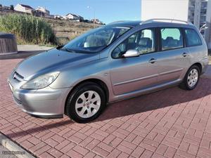 Peugeot 307 Sw 1.6i 7 lugares Outubro/03 - à venda -