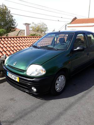 Renault Clio  rt Abril/99 - à venda - Ligeiros