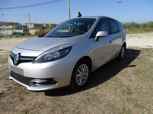 Renault Grand Scénic 1.5 DCi Novembro/13 - à venda -