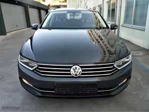 VW Passat Variant 2.0 TDI Fevereiro/15 - à venda - Ligeiros