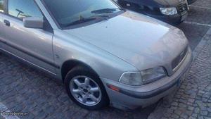 Volvo S40 A seito trocas Outubro/97 - à venda - Ligeiros