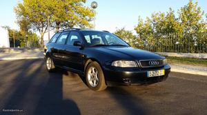 Audi A4 Avant 1.9 TDI Sport Outubro/99 - à venda - Ligeiros