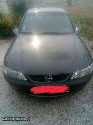 Opel Vectra  válvulas Fevereiro/97 - à venda -