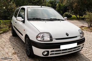 Renault Clio 1.9d van SPORT Outubro/99 - à venda -