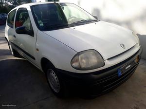 Renault Clio Garantia mecanica Maio/99 - à venda -