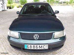VW Passat  TDI 110CV Setembro/98 - à venda - Ligeiros