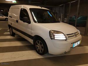 Citroën Berlingo Quicksilver Maio/06 - à venda -