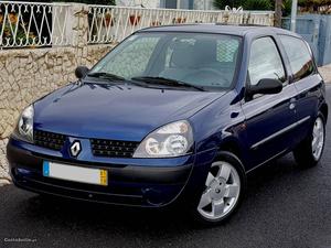 Renault Clio 1.5 DCI C/AC Outubro/01 - à venda - Comerciais