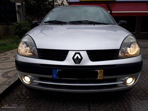 Renault Clio clio 85cv Julho/05 - à venda - Comerciais /