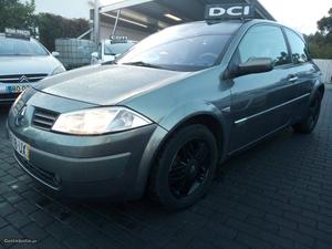 Renault Mégane 1.5 dci Abril/03 - à venda - Ligeiros