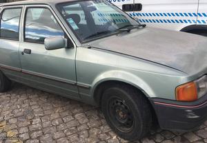 Ford Escort 1.8D CL Dezembro/88 - à venda - Ligeiros