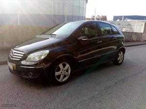 Mercedes-Benz B 200 Avantgarde Nacional Maio/07 - à venda -