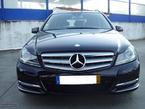 Mercedes-Benz C 220 Avantgarde 170 CV Setembro/12 - à venda