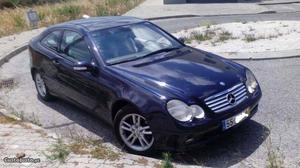 Mercedes-Benz C 220 SPORT Setembro/01 - à venda - Ligeiros