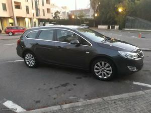 Opel Astra 1.7cdti cosmo 125cv Outubro/11 - à venda -