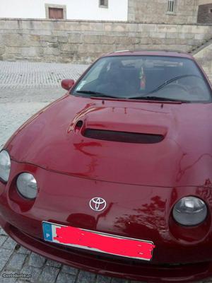 Toyota Celica vermelho 4 lugares Abril/94 - à venda -