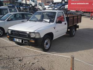 Toyota Hilux D4D Agosto/97 - à venda - Pick-up/