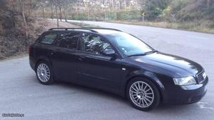 Audi A4 1.9 tdi 130 cv Novembro/01 - à venda - Ligeiros