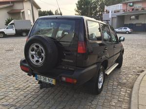 Nissan terrano 2.7 tdi 125 cv 7 lugares a.retoma Agosto/99 -