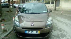 Renault Grand Scénic 1.5 DCI 110cv GPS 7L Setembro/11 - à