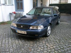 Volvo V70 GLT Fevereiro/97 - à venda - Ligeiros