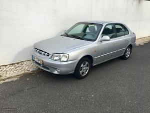 Hyundai Accent gls Março/00 - à venda - Ligeiros