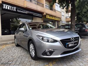 Mazda 3 HB 1.5D C/NovoNavi Janeiro/17 - à venda - Ligeiros