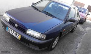 Nissan Primera 2.0 slx Outubro/93 - à venda - Ligeiros