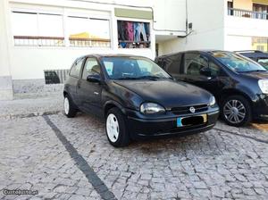 Opel Corsa 1.5 td Fevereiro/94 - à venda - Ligeiros