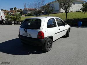 Opel Corsa 1.7D Novembro/97 - à venda - Comerciais / Van,