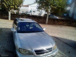 Opel Omega 2.2 Março/01 - à venda - Ligeiros Passageiros,