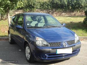 Renault Clio C/ar condiçionado Março/02 - à venda -