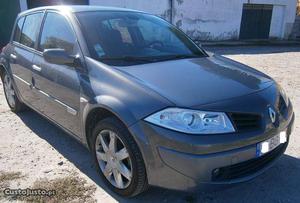 Renault Mégane 1.5 Dci Fevereiro/06 - à venda - Ligeiros