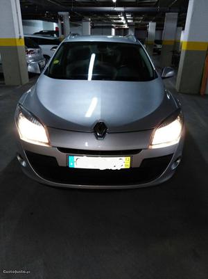 Renault Mégane 1.5dci 110 cv GPS Abril/12 - à venda -