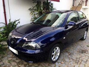 Seat Ibiza 1.4 tdi van Dezembro/02 - à venda - Ligeiros