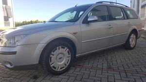 Ford Mondeo mil kms Junho/02 - à venda - Ligeiros