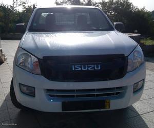 Isuzu D-Max Pick Up 2.5cc  Janeiro/14 - à venda -