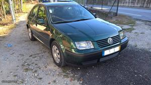 VW Bora 1.9 TDI Janeiro/99 - à venda - Ligeiros