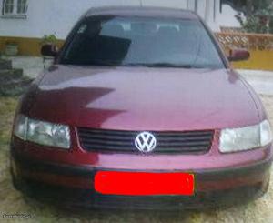 VW Passat Break 1.9 tdi Março/97 - à venda - Ligeiros