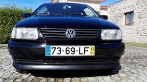 VW Polo 1.0Económico Fiável Maio/98 - à venda - Ligeiros