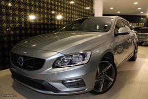 Volvo V D3 R-Design Julho/13 - à venda - Ligeiros