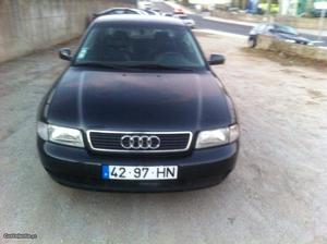 Audi A4 1.8 turbo Março/96 - à venda - Ligeiros