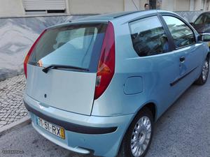 Fiat Punto v 80cv Agosto/01 - à venda - Ligeiros