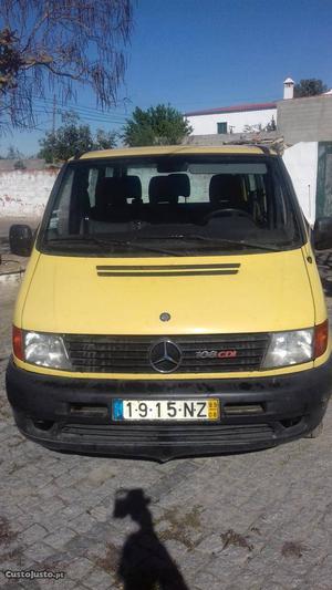 Mercedes-Benz Vito Agosto/99 - à venda - Comerciais / Van,