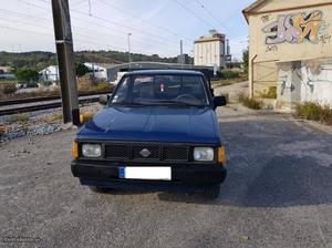 Nissan Pick Up D21SFA 3 Lug 2.5D Abril/90 - à venda -