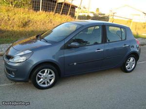 Renault Clio 1.5 dci Dynamique Novembro/06 - à venda -