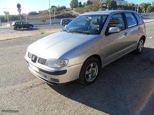 Seat Ibiza 1.0 MPI Maio/01 - à venda - Ligeiros