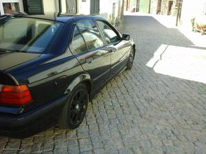 BMW 318 Gasolina Janeiro/91 - à venda - Ligeiros