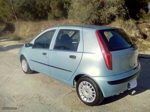 Fiat Punto 1.2 hlx 16v Julho/01 - à venda - Ligeiros