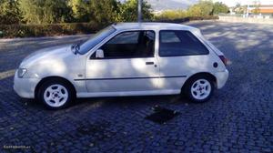 Ford Fiesta 1.8 d Maio/90 - à venda - Comerciais / Van,